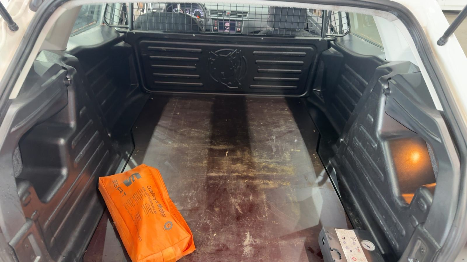 SEAT IBIZA — interior asientos traseros | CSV Motor VALDEFUENTES