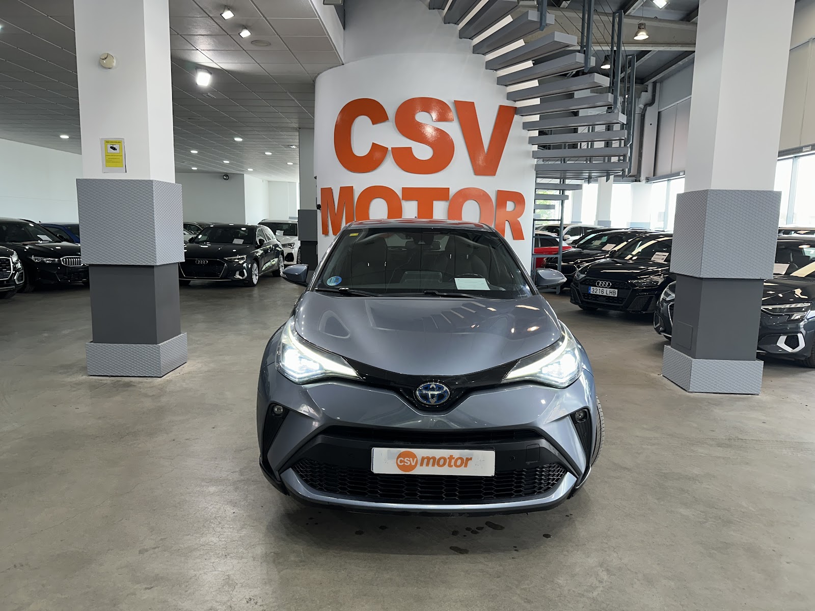 Foto 3 de TOYOTA C-HR 2020 en venta en CSV Motor BILBAO