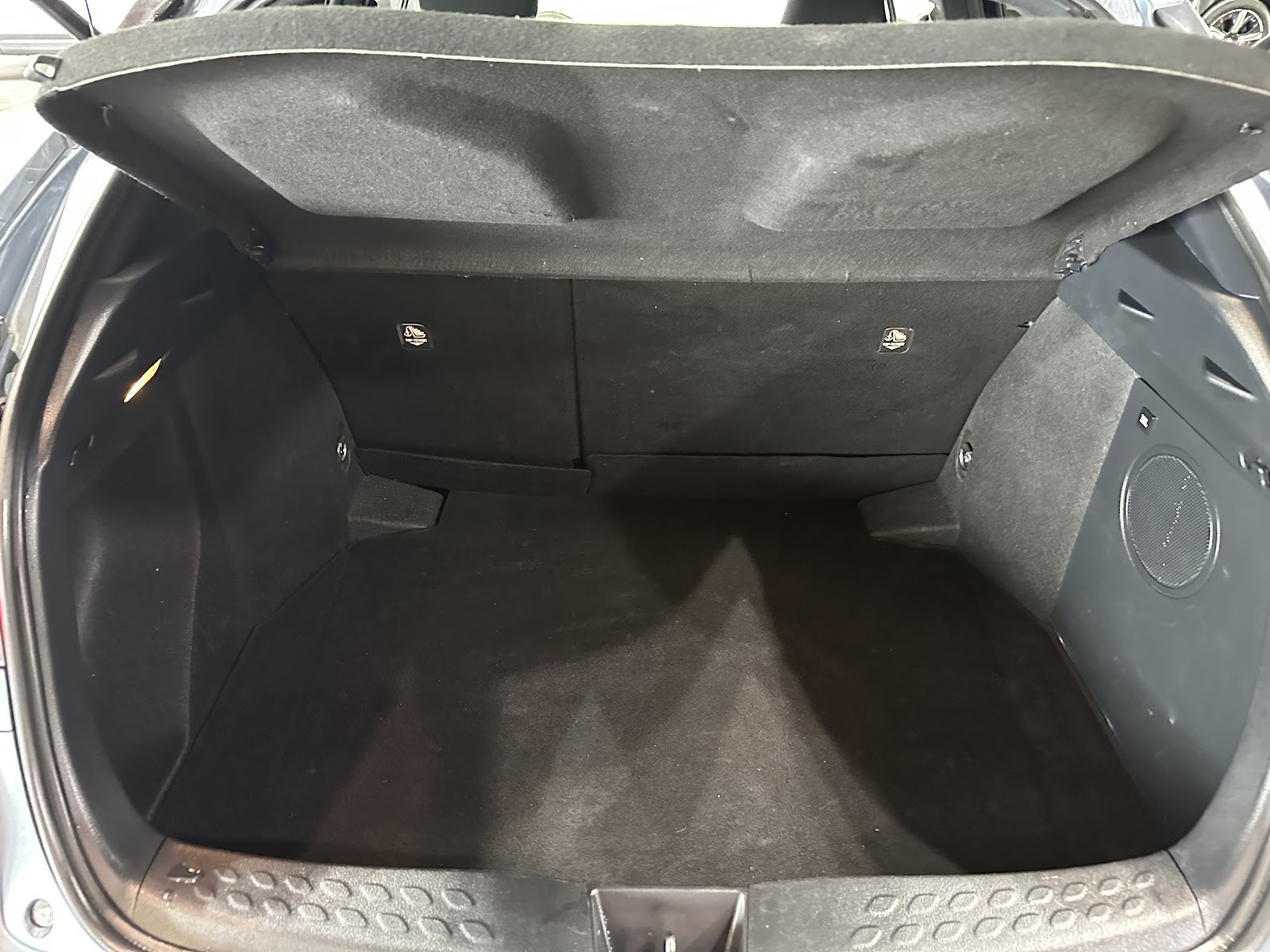 Foto 8 de TOYOTA C-HR 2020 en venta en CSV Motor BILBAO