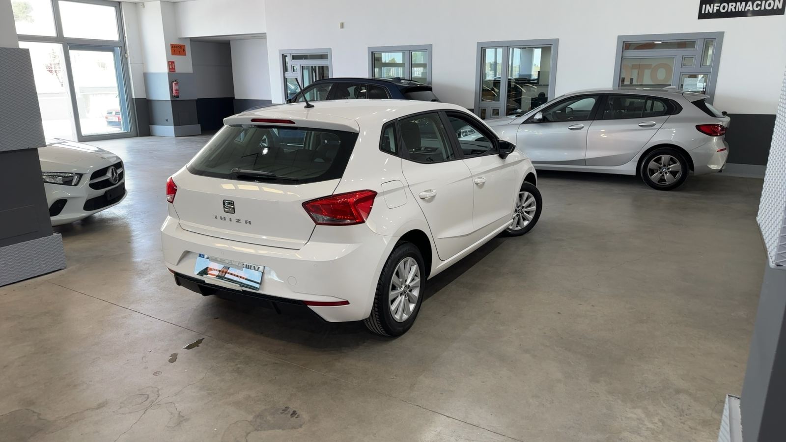 SEAT IBIZA — vista 3/4 trasera derecha | CSV Motor BILBAO