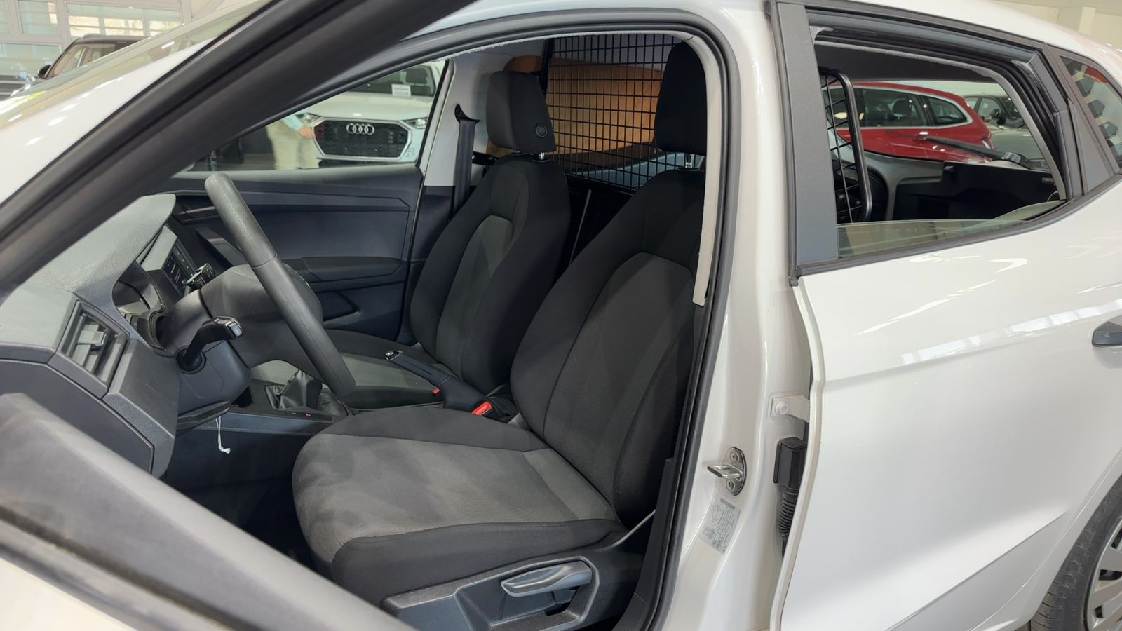 SEAT IBIZA — interior asientos delanteros | CSV Motor VALDEFUENTES